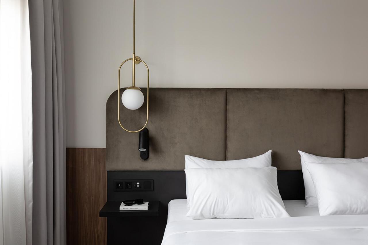 Royal Tulip Sand Kolobrzeg Bagian luar foto A bedroom at the hotel