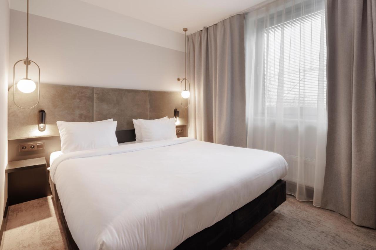 Royal Tulip Sand Kolobrzeg Bagian luar foto A bedroom at the hotel